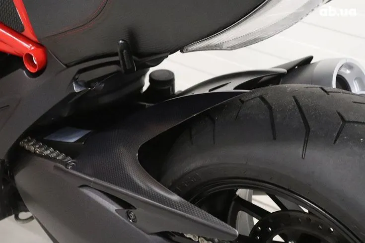 Ducati Diavel Image 7